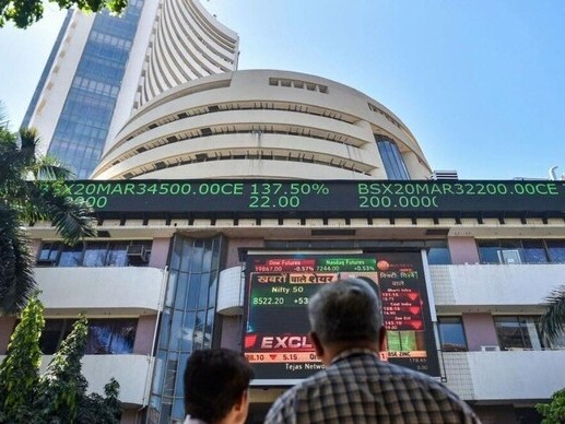 gift-nifty-was-trading-3150-points-or-012-per-cent_1765772127.jpg