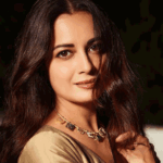 दीया मिर्जा बोलीं-फिल्म फ्लॉप हुई तो लोग पनौती कहने लगे:ऐश्वर्या राय से होती थी तुलना; फिर राजकुमार हिरानी से कॉल पर मांगना पड़ा काम