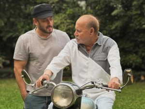 salman-khan-shares-a-photo-with-father-salim-khan-_1773728254.png