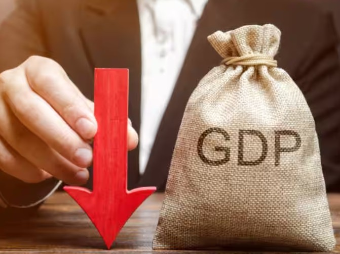 gdp-down_1776248959.jpeg