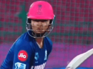 comp-121217755347991775796691_1777621466.gif