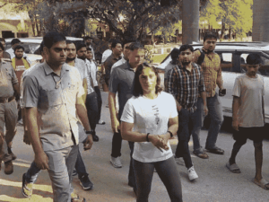 gifmagicsite-711778499025_1778499922.gif