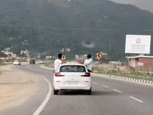 whatsappvideo2026-05-03at64746am-ezgifcom-resize_1777779898.gif